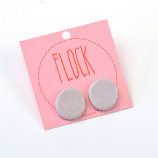 Pebble stud