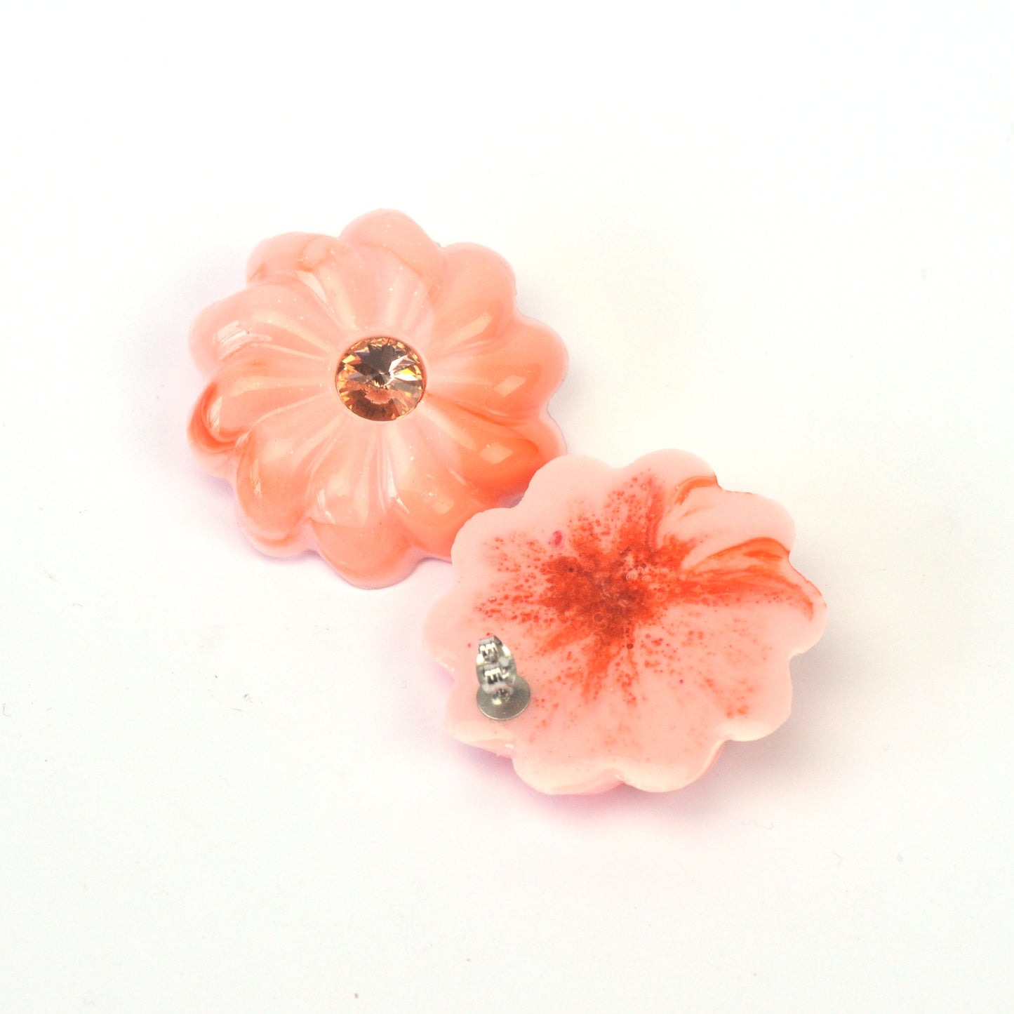 Fancy swirl Stud